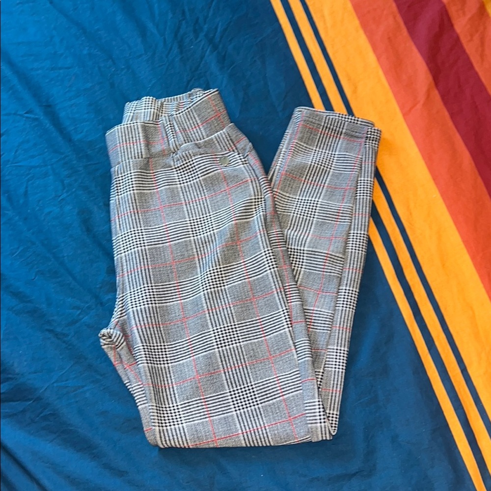 Stylish Black & White Plaid Skinny Pants